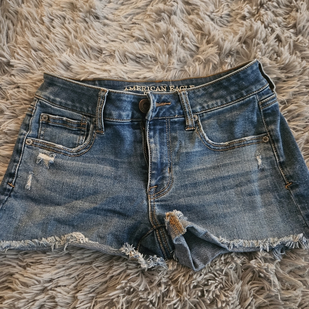 AE shorts